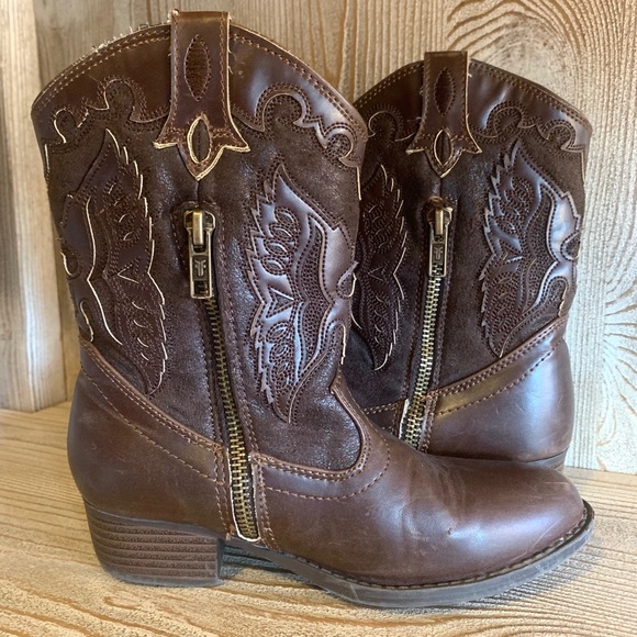 FRYE Girl’s Carson Firebird Brown Cowgirl Boots - Picture 4 of 13